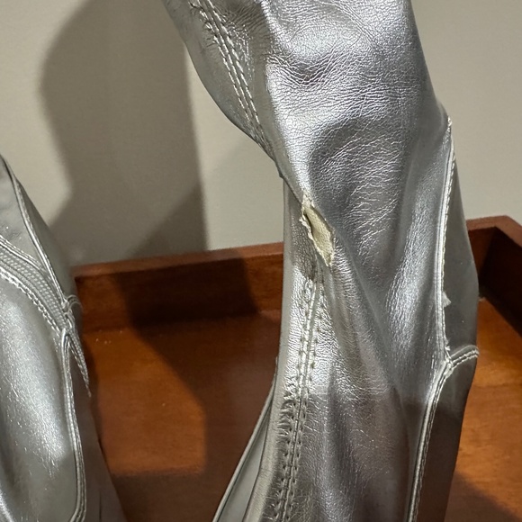 Funtasma Exotica-2000 Platform Boots, Silver, Size 7 - Picture 9 of 12